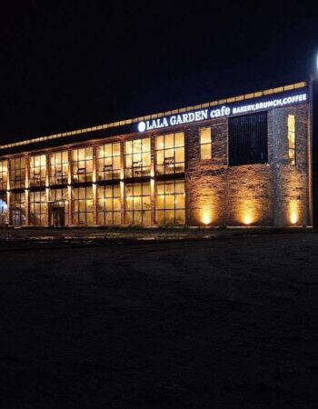 LALA Garden Cafe