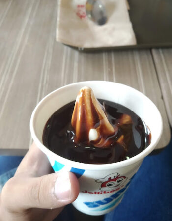 Jollibee – Robinsons, Angeles