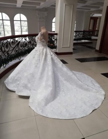 Amira Gowns and Weddings