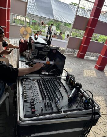 Dj Jonie Lights and Sounds